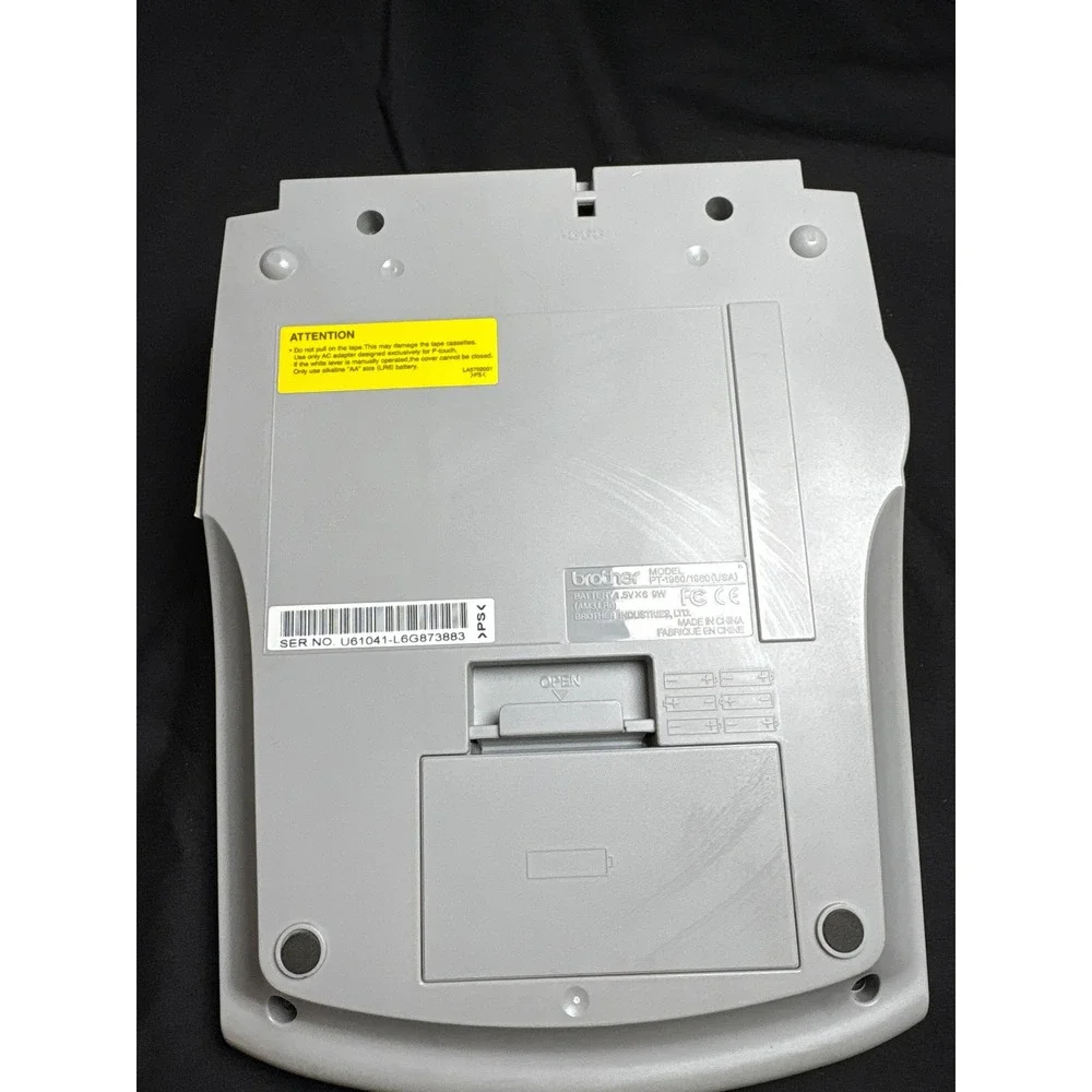 Brother P-Touch PT-1950 Electronic Labeling System PC Ready Silver Grey Labeller